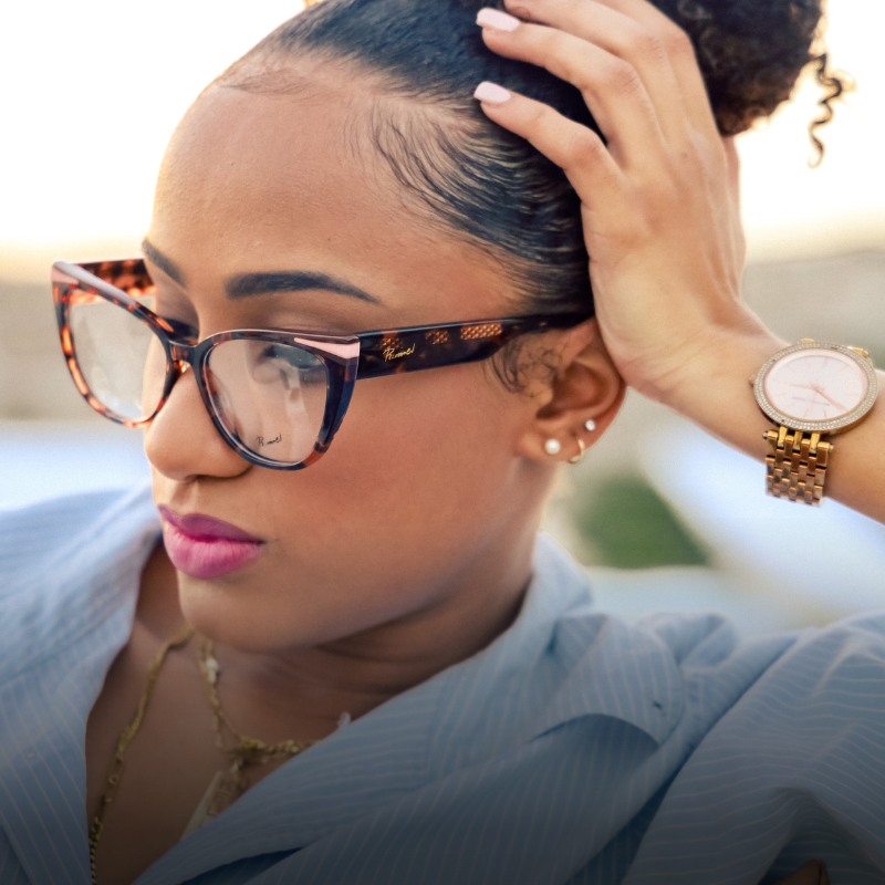 Woman's Frames